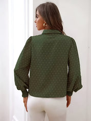 Bonnie Blouse | Losvallende Blouse met Swiss Dot Dessin en Lantaarnmouwen