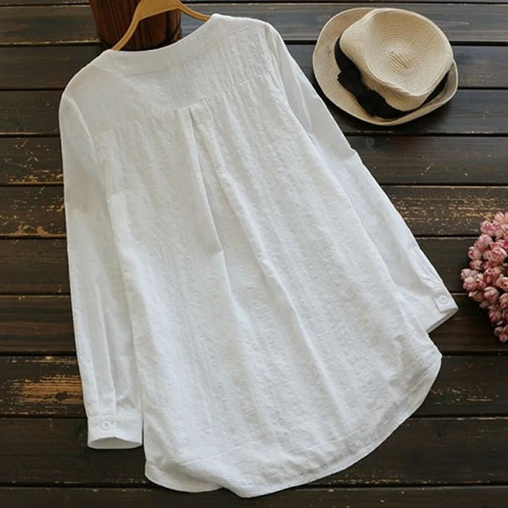 Serena Blouse | Dames Blouse met Bloemenborduursel en Semi-V Hals