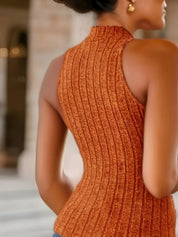 Bayla Top | Haltertop met Kriskras Design en Flatterende Pasvorm