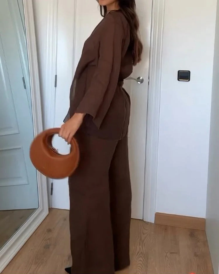 Adriana Set | V-Hals Blouse met Hoge Taille Broek en Lace-Up Detail