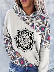 Aviana Hoodie | Boho-Chic Hoodie met Mandala-Design en Tribale Details