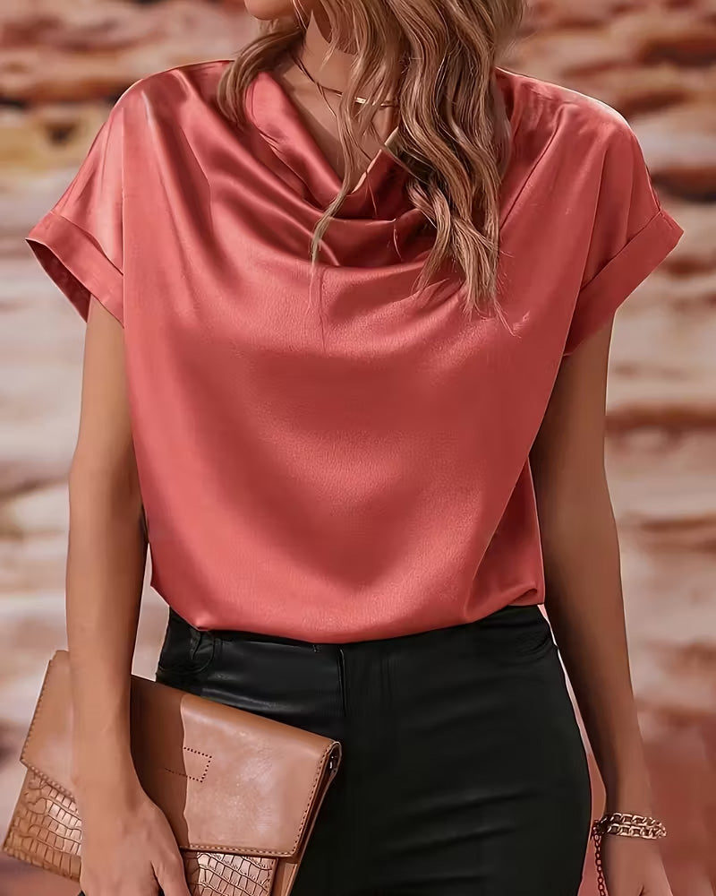 Satijnen Blouse Dames met Waterval Decolleté en Korte Mouw - Sofia Marinetti