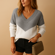 Livia Gebreide Trui – Elegante V-Hals Damestrui met Luxe Pasvorm