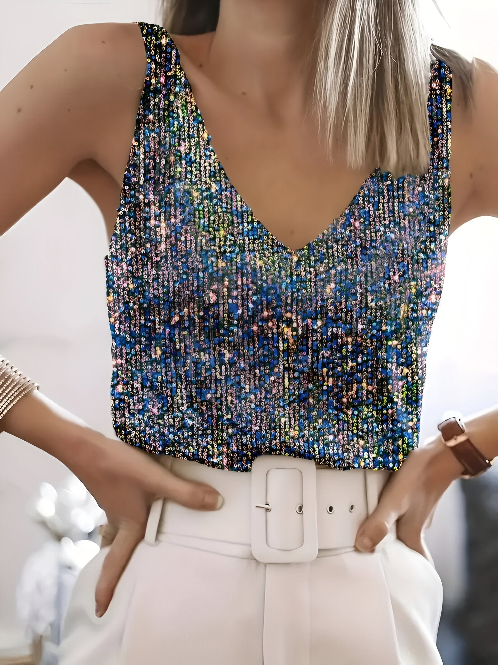 Alessia Sequin Top | Mouwloze Dames Top met Sprankelende Pailletten en Elegante V-Hals