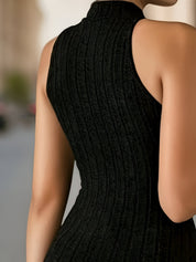 Bayla Top | Haltertop met Kriskras Design en Flatterende Pasvorm