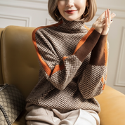 Elina Zachte gebreide trui dames – elegante warme knit met vrouwelijke pasvorm