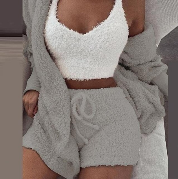 Lucia Loungewear Set voor dames | Warme Gebreide 3-Delige Set met Crop Top, Short en Vest