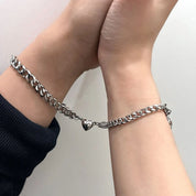 Eternity Bond Bracelet | Luxe Roestvrijstalen Armband met Verbonden Design voor Liefde en Vriendschap