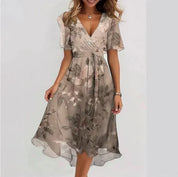 Bloemenprint Jurk Dames Zomer met V-hals en Luchtige Rok, Romantisch en Vrouwelijk - Fiora Belloni