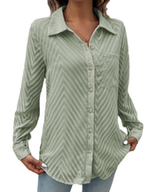 Aaltsje Blouse | Klassieke Damesblouse met Kraag, Borstzak en Knoopsluiting in Groen