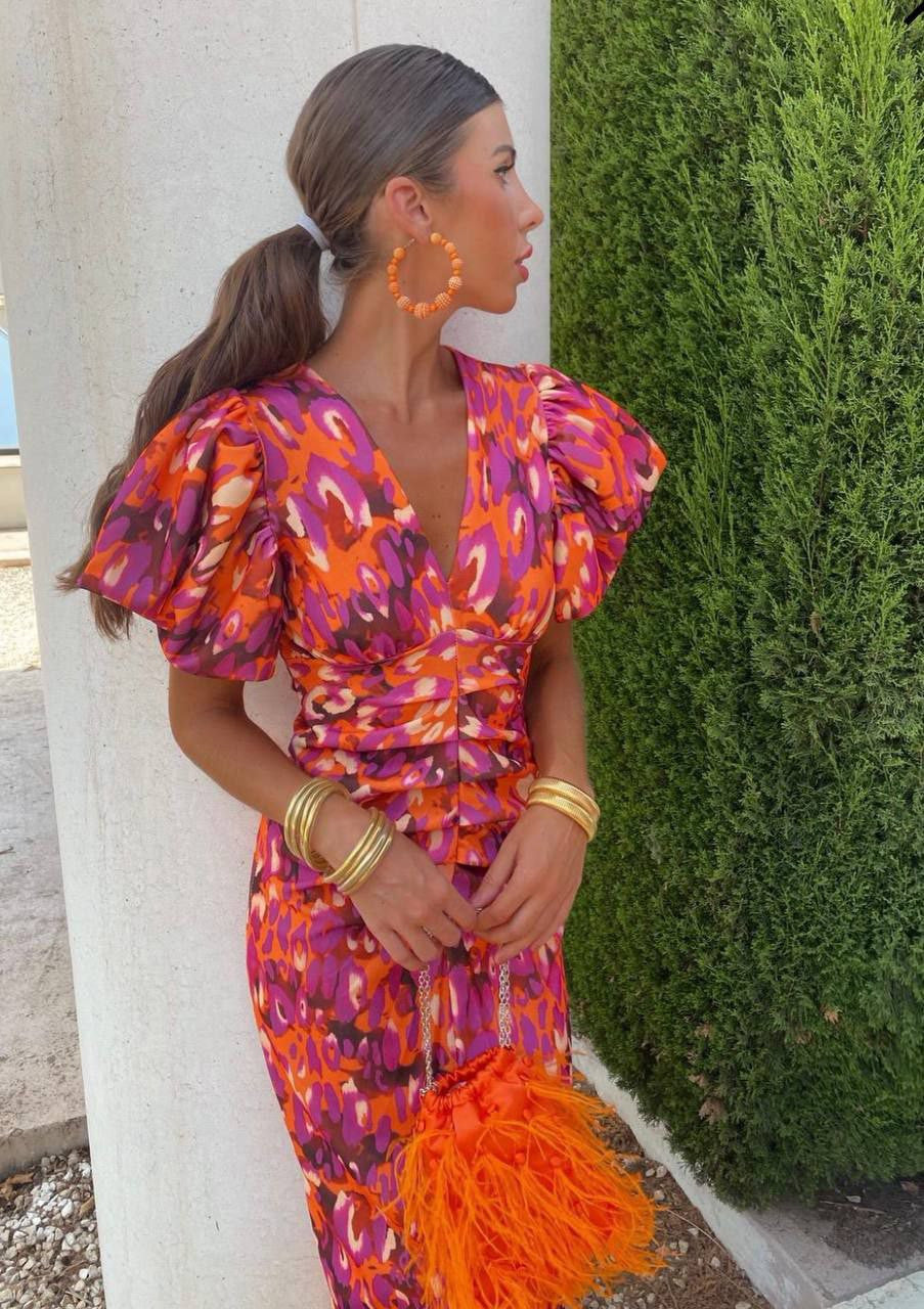 Stijlvolle Zomerjurk met V-hals en Pofmouwen - Valentina Bellucci