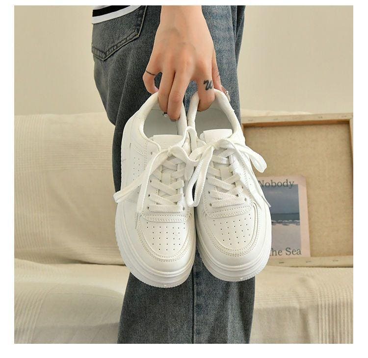 Luna Sneakers | Witte Dames Schoenen met Dikke Zool en Koreaans Design