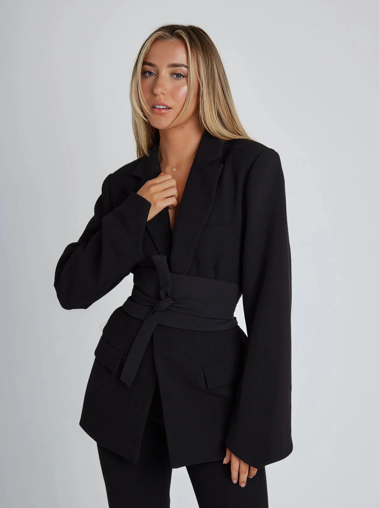 Giulia Blazer | Klassieke Damesblazer met Ademend Materiaal en Luxe Afwerking