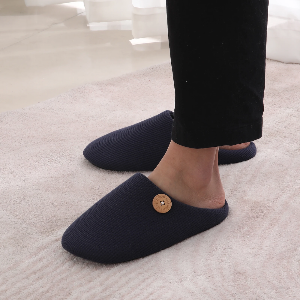 Alessia Slippers | Comfortabele Dames en Heren Slippers met Traagschuim Voetbed