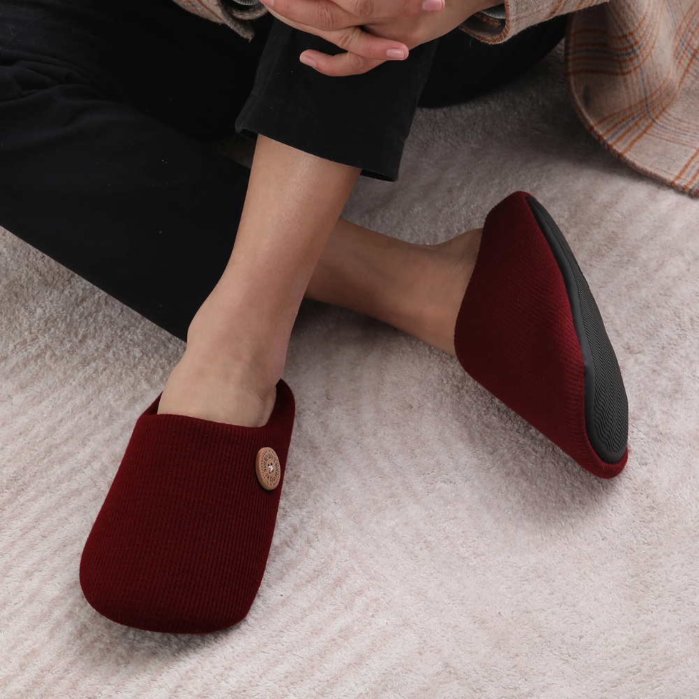 Alessia Slippers | Comfortabele Dames en Heren Slippers met Traagschuim Voetbed
