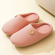 Alessia Slippers | Comfortabele Dames en Heren Slippers met Traagschuim Voetbed