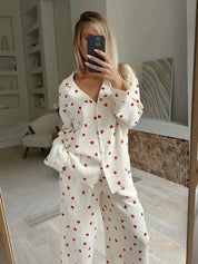 Carina Pyjama-Set | Zacht Katoenen Damespyjama met Trendy Hartjesprint