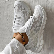 Vera Sneakers | Supersoft Dames Sneakers met Pluche Voering en Elegant Design