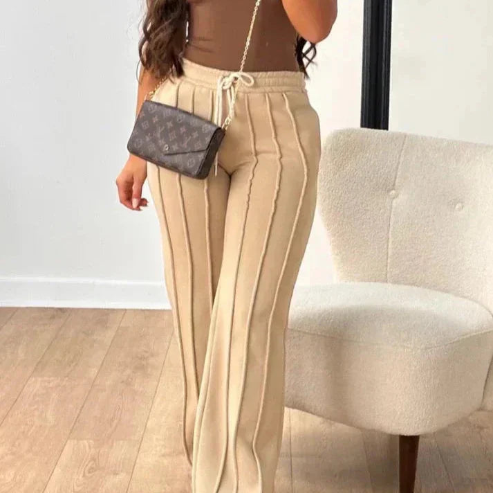 Aira Joggingbroek | Gestreepte Dames Joggingbroek met Elastische Taille en Comfortabele Pasvorm