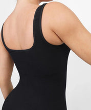 Isadora Jumpsuit | Comfortabele Damesjumpsuit met Minimalistische Stijl en Praktische Pasvorm