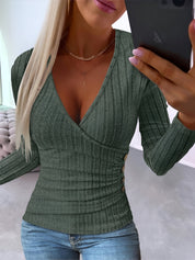 Carlijn Trui | Slank Gebreide Trui met Diepe V-Hals en Lange Mouwen