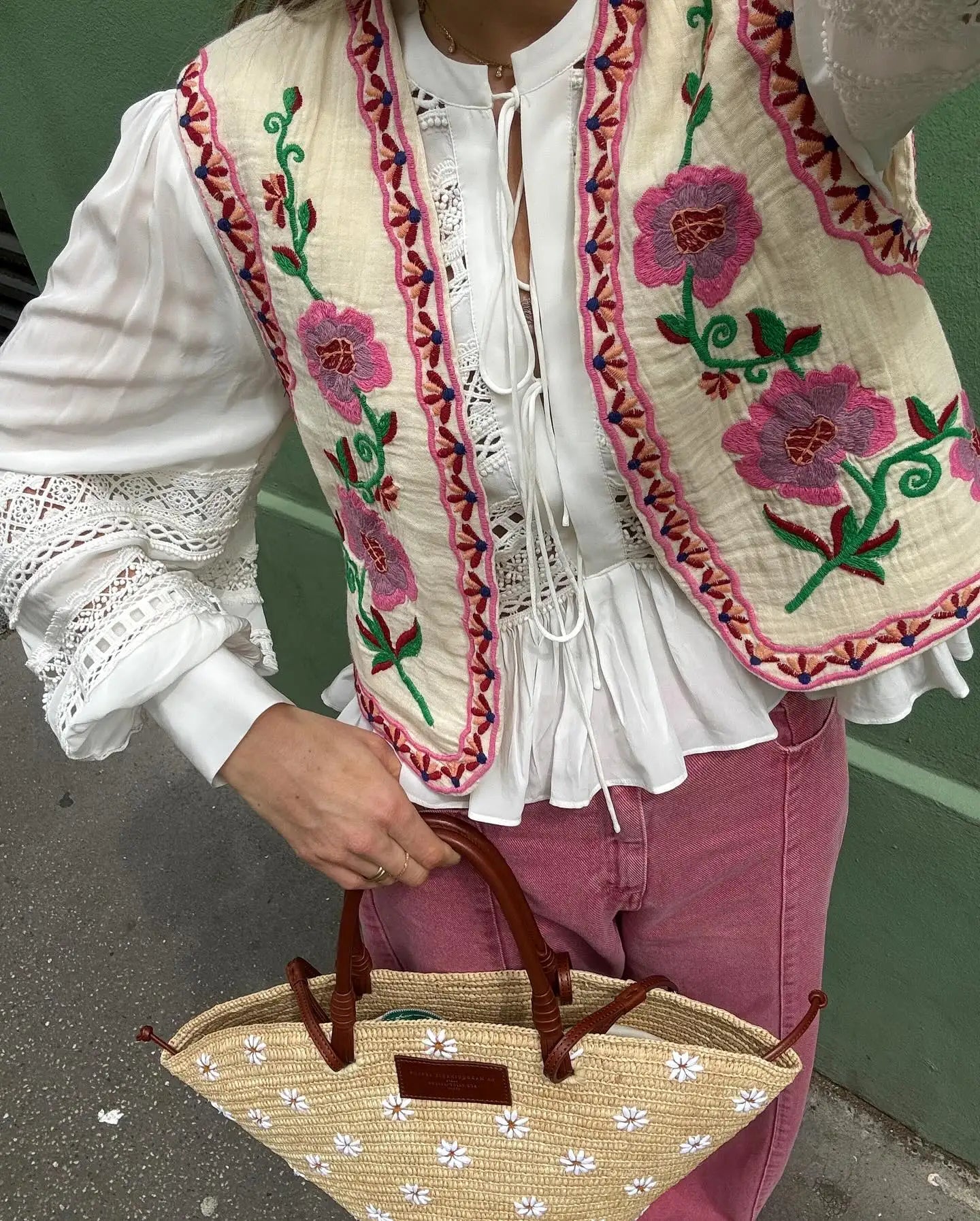 Bibi’s Wildflower Gilet™ | Zomers Gilet met Bloemenmotief in Crèmewit