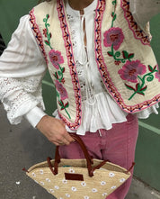 Bibi’s Wildflower Gilet™ | Zomers Gilet met Bloemenmotief in Crèmewit