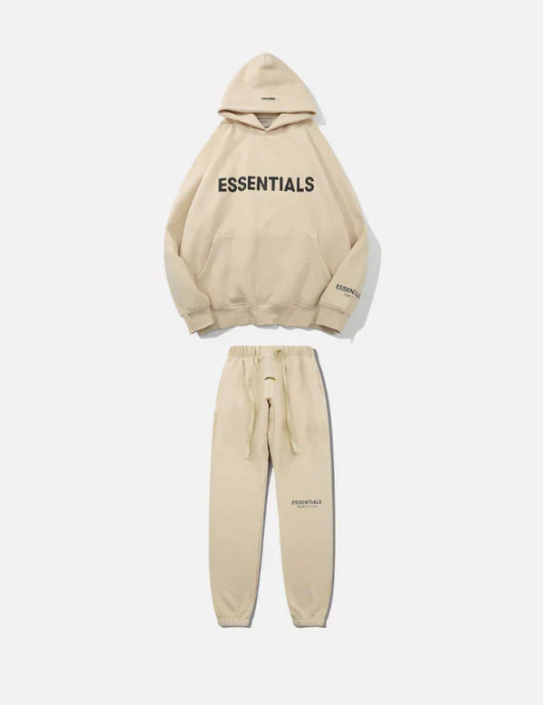 witte-essentials-tracksuit-set-voor-dames-oversized-hoodie-en-slim-fit-joggers-minimalistisch-ontwer-2.webp
